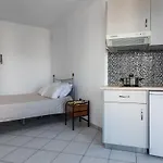 Heliovasilema Apartament Pollonia